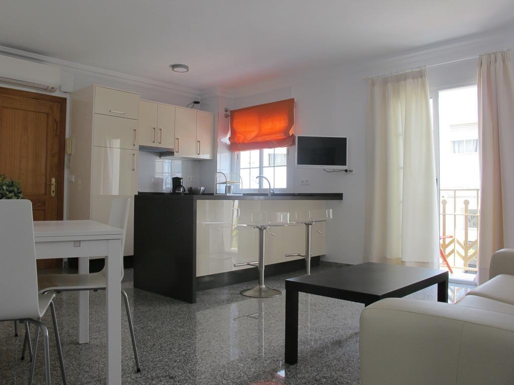 Apartamentos Jimmy 2 Нерха Экстерьер фото